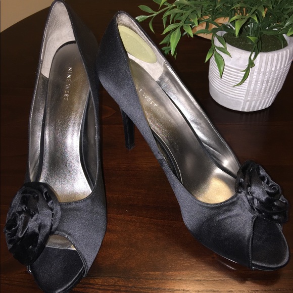 SOLD - Picture 4 of 8